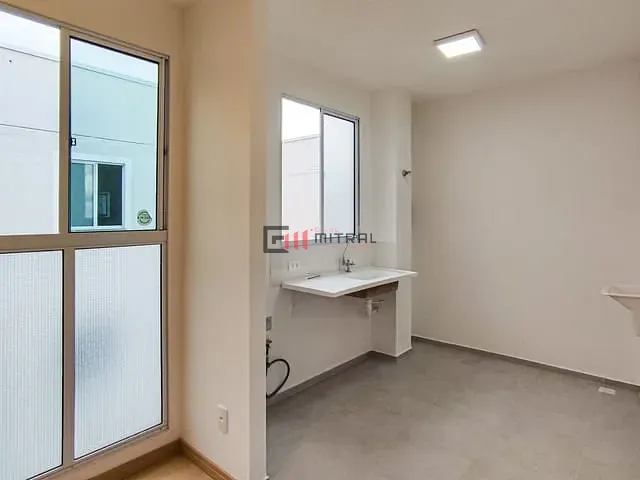 Apartamento 2 quartos e 1 banheiro, à venda, no bairro Cidade Industrial 2 em Londrina
