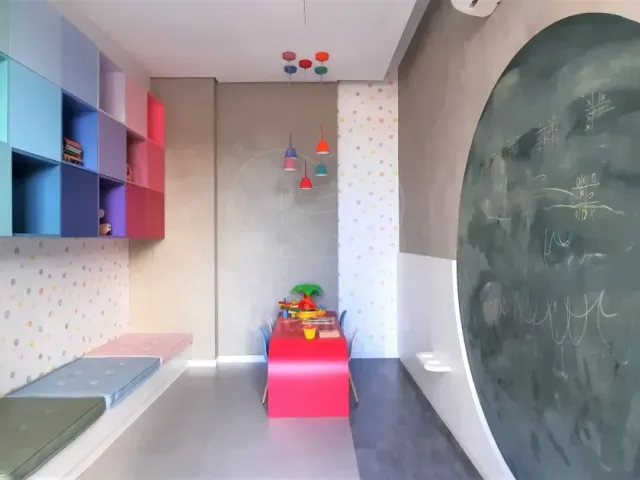 Apartamento com 158m² 2 quartos e 1 banheiro, à venda, no bairro Gleba Fazenda Palhano em Londrina