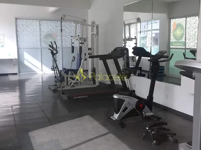 Apartamento com 70m² 2 quartos e 2 banheiros, para alugar, no bairro Centro em Pindamonhangaba