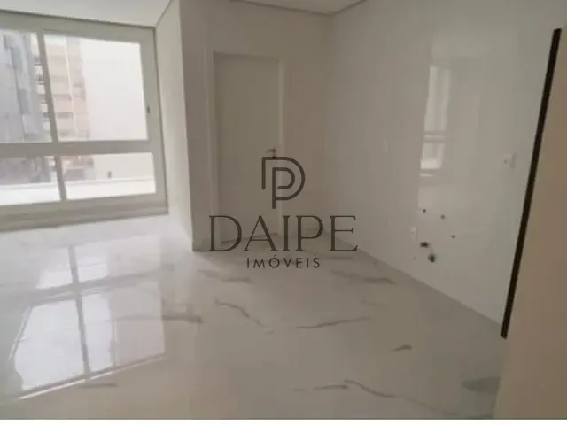 Apartamento com 100m² 2 quartos e 1 banheiro, à venda, no bairro Centro em Capão da Canoa