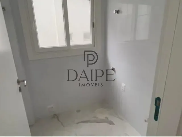 Apartamento com 100m² 2 quartos e 1 banheiro, à venda, no bairro Centro em Capão da Canoa