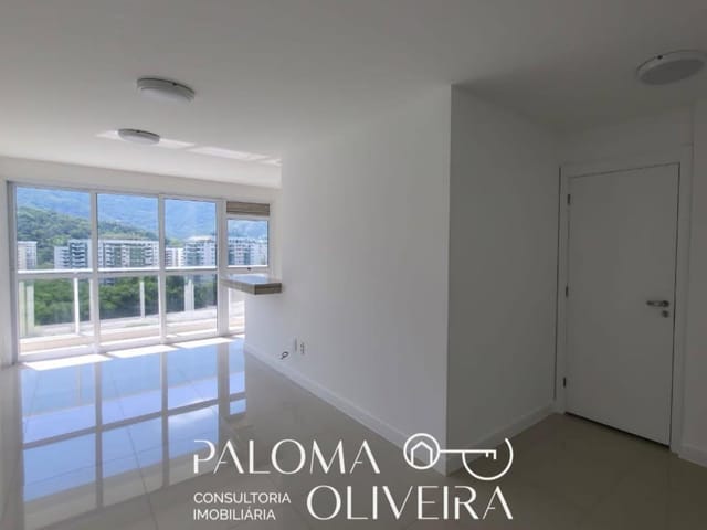 Apartamento 2 quartos e 1 banheiro, para alugar, no bairro Barra da Tijuca em Rio de Janeiro