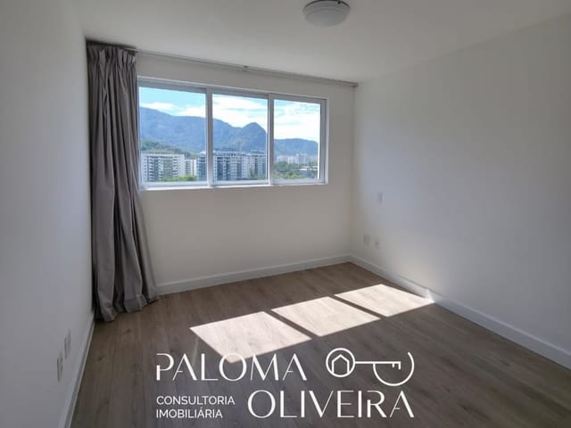 Apartamento 2 quartos e 1 banheiro, para alugar, no bairro Barra da Tijuca em Rio de Janeiro