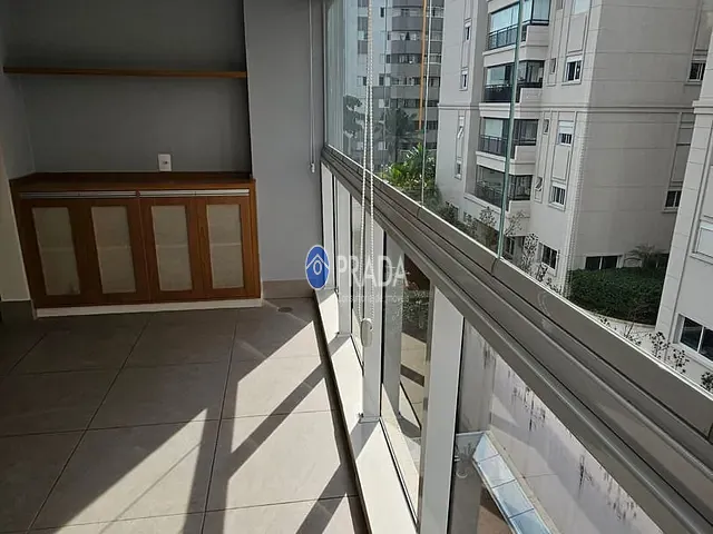 Apartamento com 90m² 2 quartos e 2 banheiros, para alugar, no bairro Pompéia em São Paulo