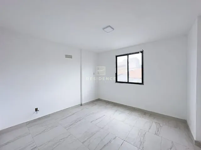 Apartamento 2 quartos e 2 banheiros, à venda, no bairro Monte Castelo em Volta Redonda