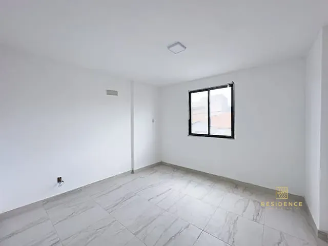 Apartamento 2 quartos e 2 banheiros, à venda, no bairro Monte Castelo em Volta Redonda