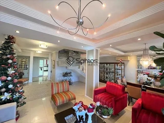 Apartamento com 318m² 3 quartos e 3 banheiros, à venda, no bairro Centro em Ijuí