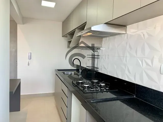 Apartamento com 52m² 2 quartos e 2 banheiros, à venda, no bairro Vila Massuchetto em Rua Martins Fontes