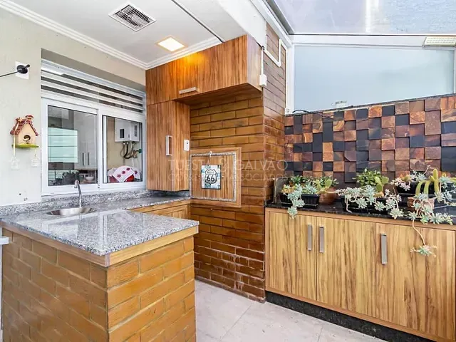 Apartamento com 89m² 2 quartos e 2 banheiros, à venda, no bairro Cristo Rei em Curitiba