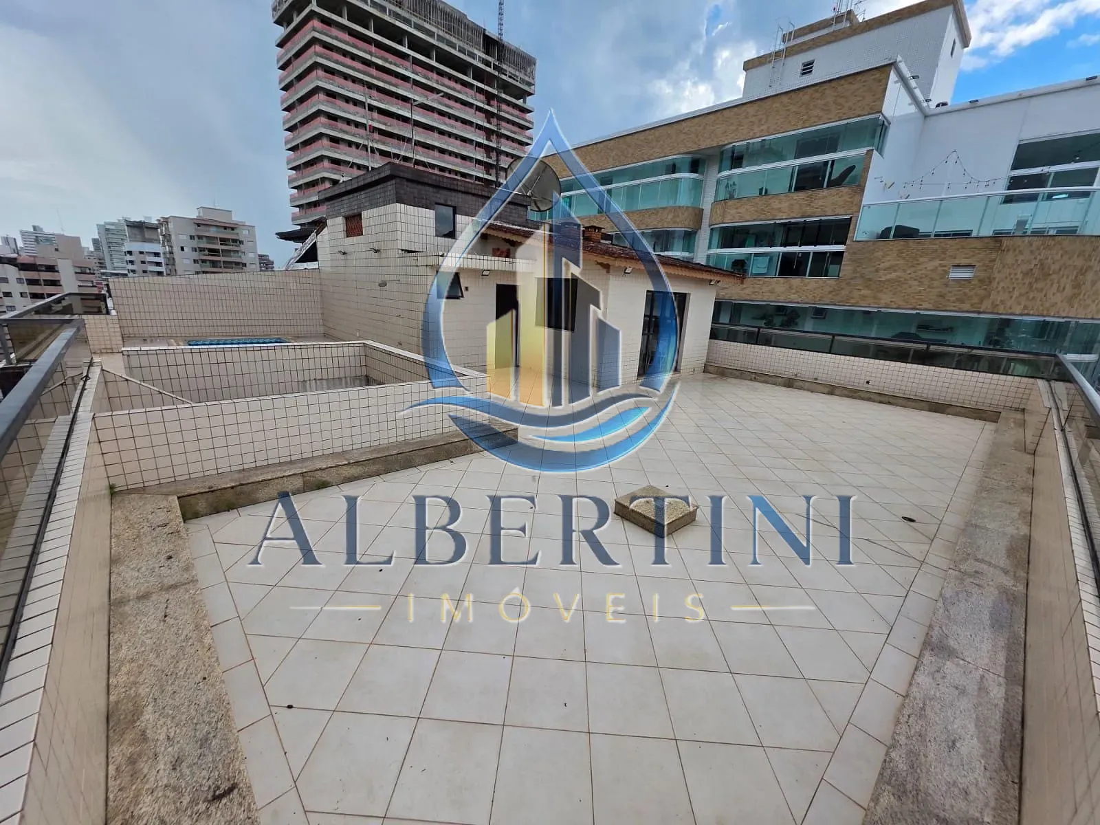 Apartamento, 3 quartos, 297 m² - Foto 2