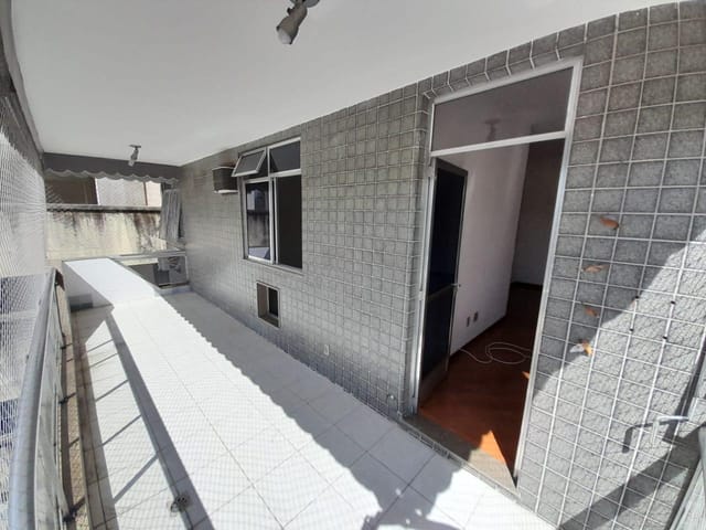 Foto do Apartamento - OPORTUNIDADE // DOCUMENTAÇÃO OK // 100M² // FUNDOS // VARANDA // VISTA LIVRE // ELEVADOR // COZINHA GRANDE // 3 QUARTOS // 3 BANHEIROS // VAGA DE GARAGEM // | VILLARREAL IMOBILIÁRIA