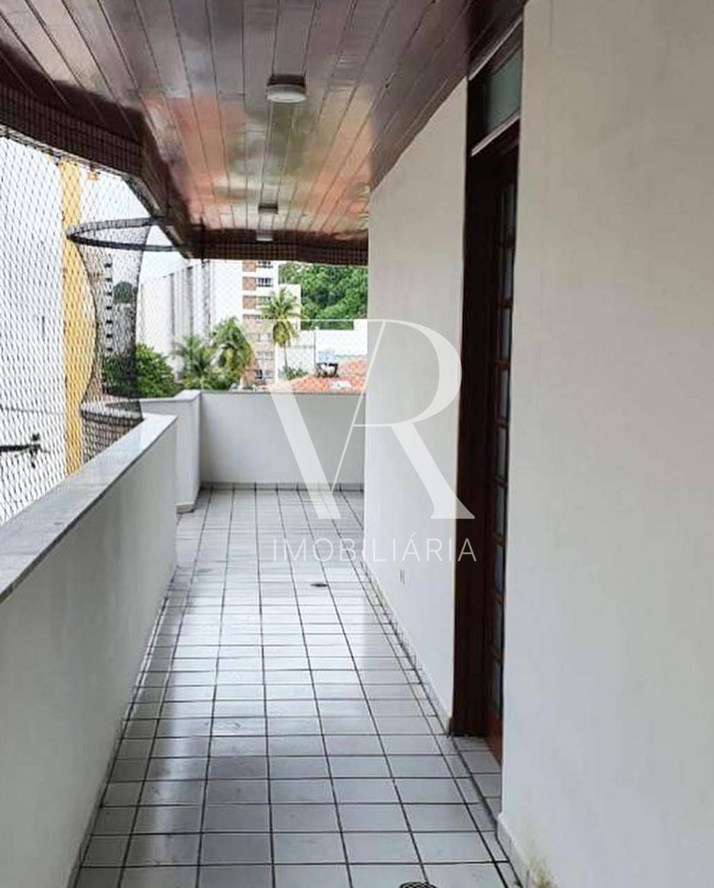 Apartamento à venda com 3 quartos, 221m² - Foto 3