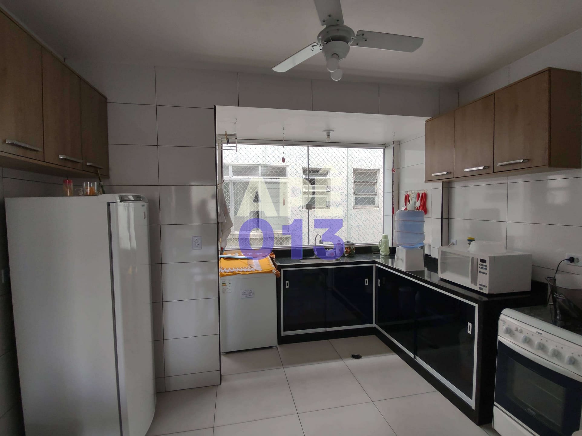Apartamento à venda com 2 quartos, 75m² - Foto 3