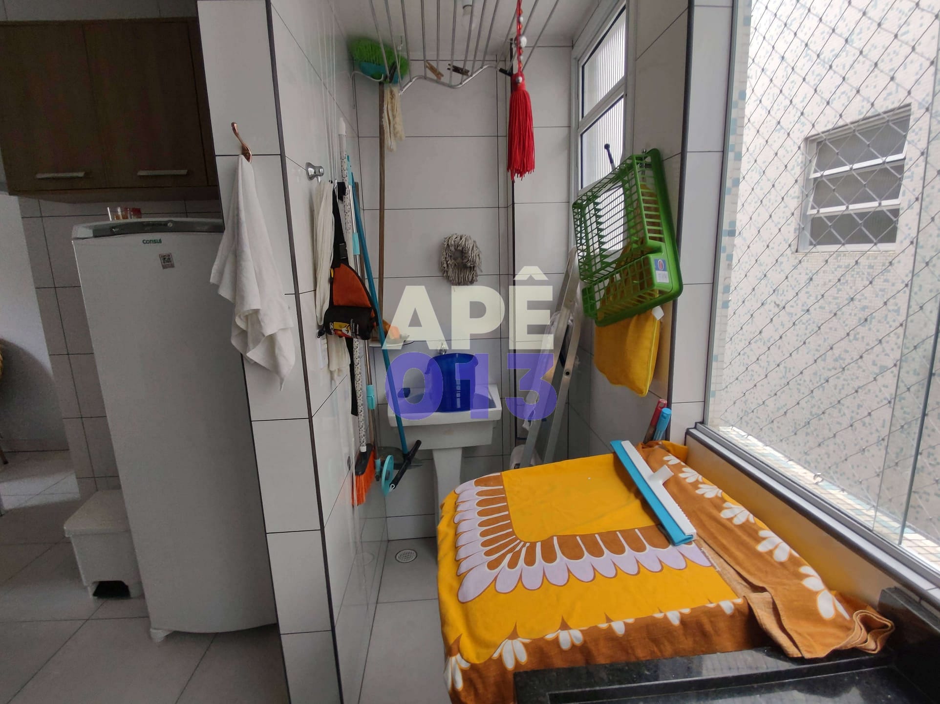 Apartamento à venda com 2 quartos, 75m² - Foto 4
