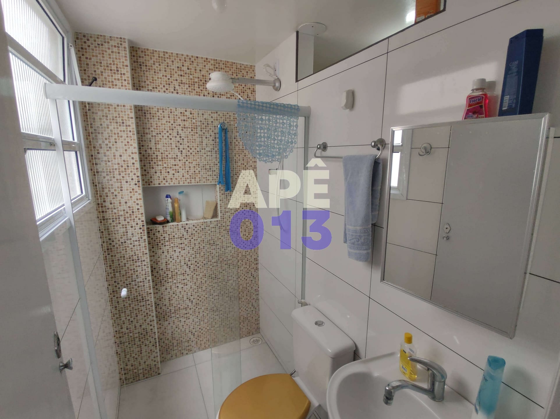 Apartamento à venda com 2 quartos, 75m² - Foto 9