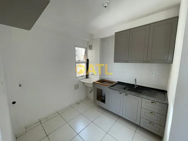 Apartamento 2 quartos e 1 banheiro, à venda, no bairro Vila São Luiz em Ourinhos