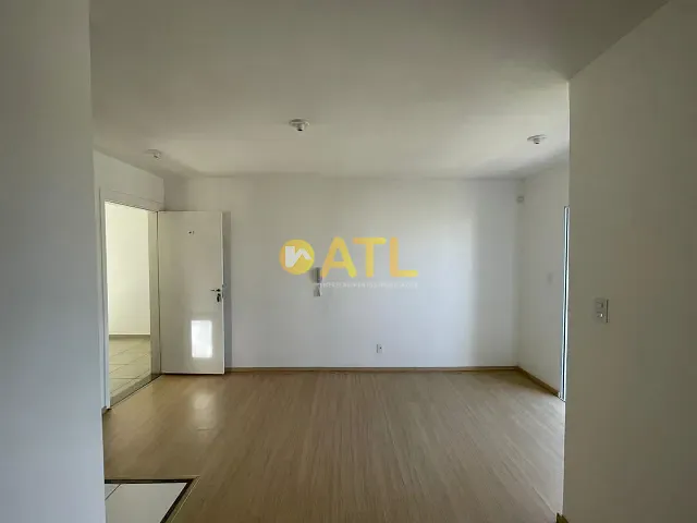 Apartamento 2 quartos e 1 banheiro, à venda, no bairro Vila São Luiz em Ourinhos