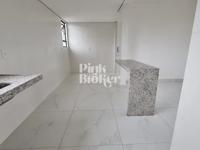 Apartamento com 63m² 2 quartos e 2 banheiros, à venda, no bairro Cabral em Contagem