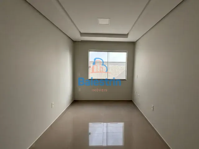 Apartamento 1 quarto e 1 banheiro, para alugar, no bairro Centro em Fraiburgo