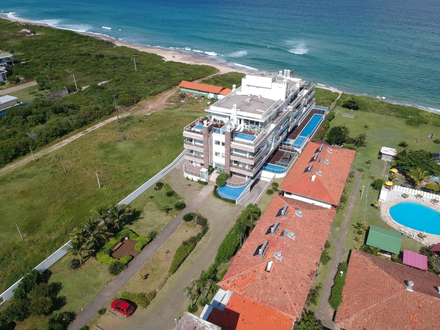 Apartamento com vista Panorâmica e Acesso Privativo à Praia -  Condomínio Island Home & Resort, Morro das Pedras, Florianópolis