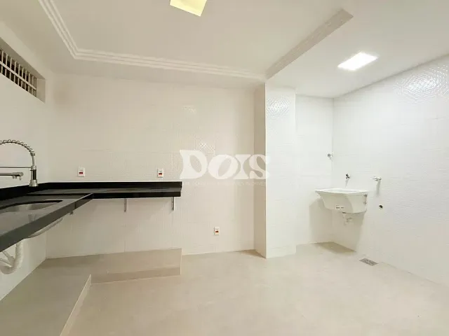 Apartamento 2 quartos e 1 banheiro, para alugar, no bairro Centro em Vitória
