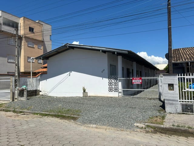 Apartamento 5 quartos e 5 banheiros, à venda, no bairro Centro em Penha