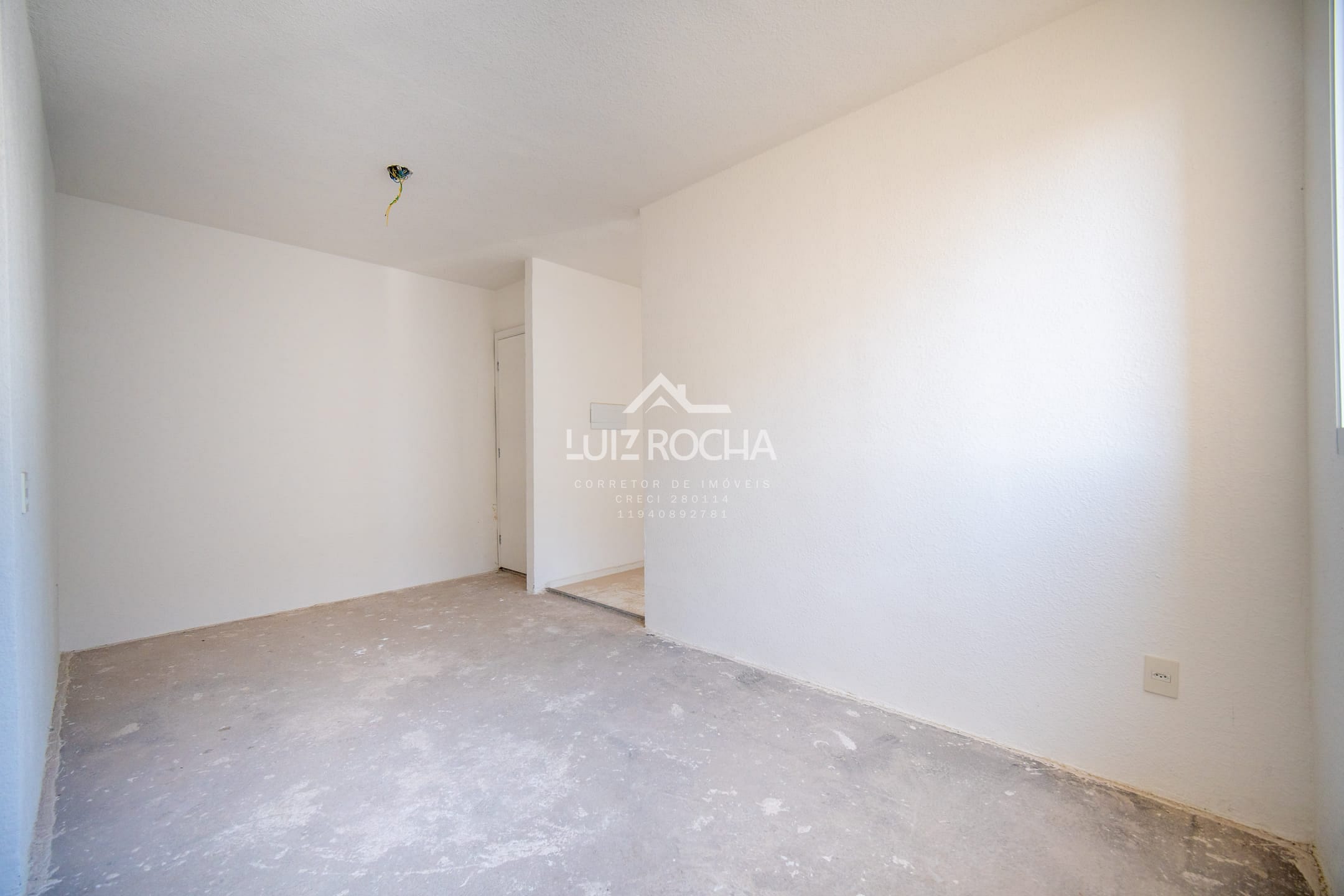 Apartamento à venda com 2 quartos, 40m² - Foto 13