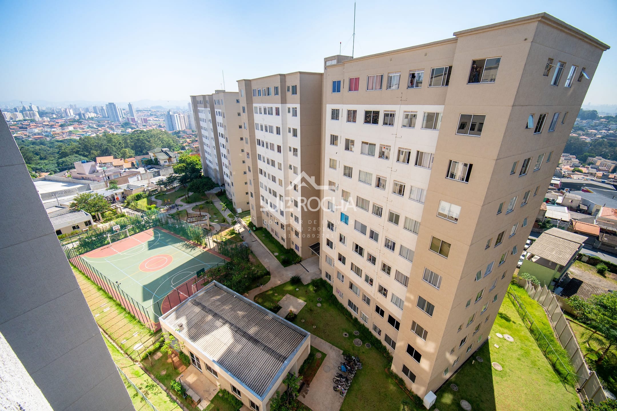 Apartamento à venda com 2 quartos, 40m² - Foto 19