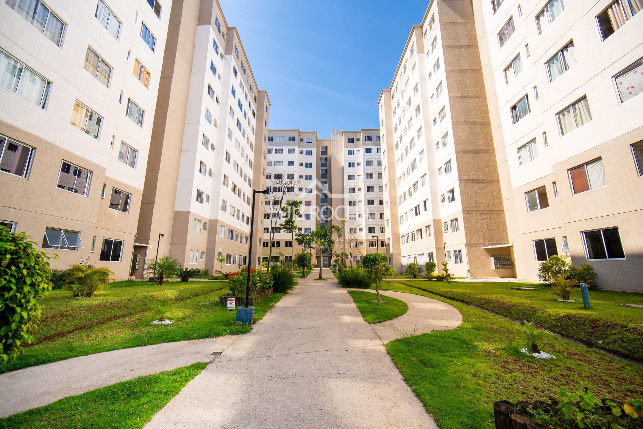Apartamento à venda com 2 quartos, 40m² - Foto 21