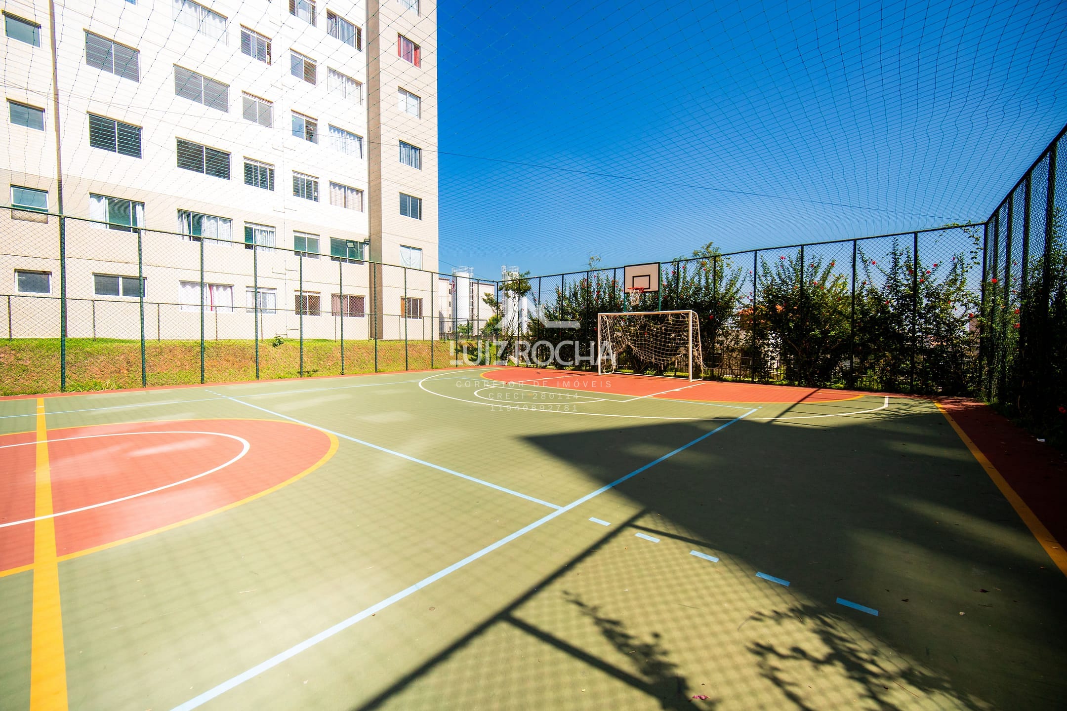 Apartamento à venda com 2 quartos, 40m² - Foto 24