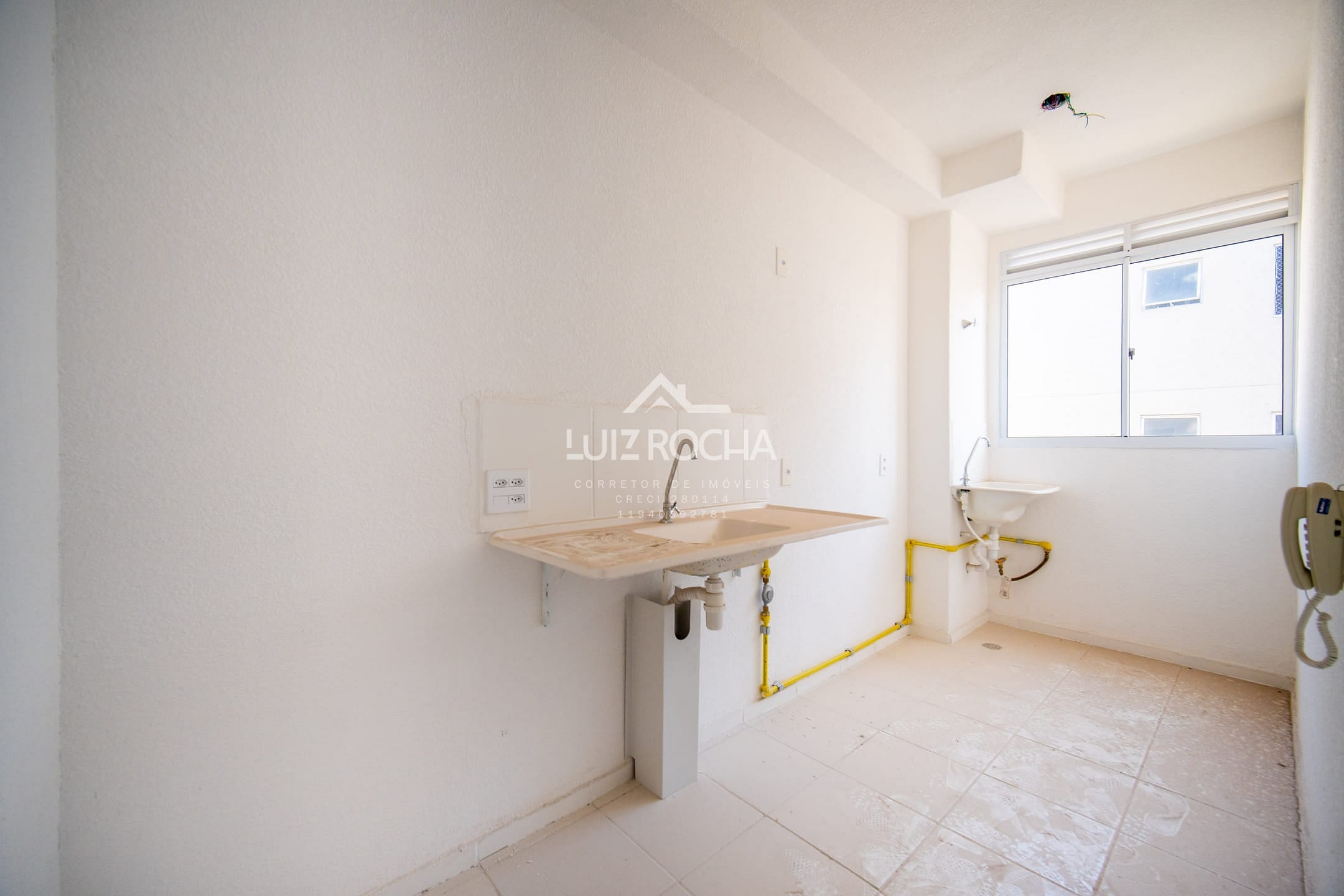Apartamento à venda com 2 quartos, 40m² - Foto 8