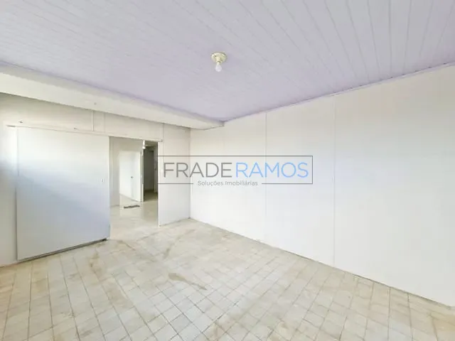 Apartamento 2 quartos e 1 banheiro, para alugar, no bairro Setor Oeste em Goiânia