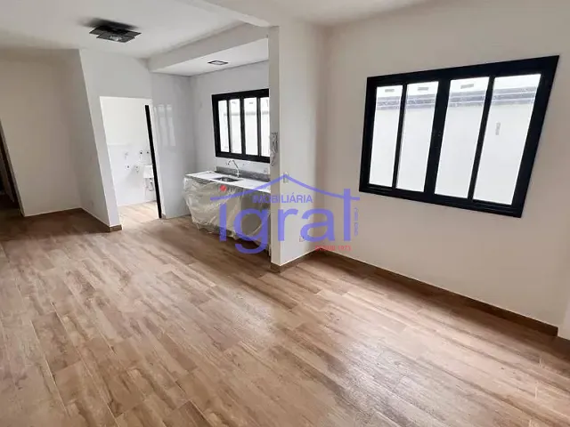 Apartamento 2 quartos e 1 banheiro, para alugar, no bairro Vila Guarani (Z Sul) em São Paulo