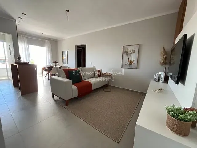 Apartamento 2 quartos e 2 banheiros, à venda, no bairro Jardim Zeni em Jaguariúna