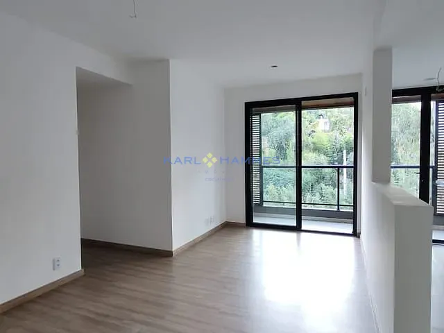 Apartamento com 80m² 3 quartos e 2 banheiros, à venda, no bairro Corrêas em Petrópolis