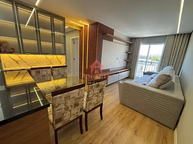 Apartamento com 78m² 3 quartos e 1 banheiro, para alugar, no bairro Campo Comprido em Curitiba