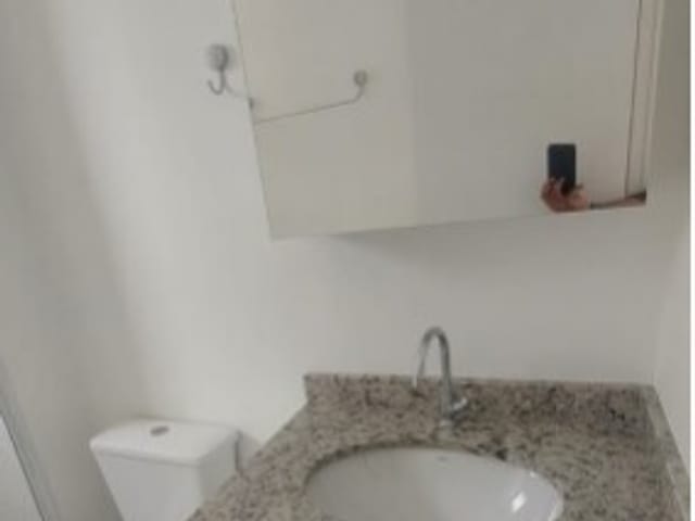 Apartamento 2 quartos e 1 banheiro, para alugar, no bairro Alphaville Empresarial em Barueri