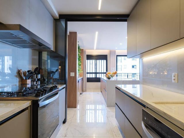 Apartamento 3 quartos e 4 banheiros, à venda, no bairro Setor Marista em Goiânia
