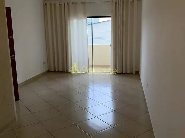 Apartamento 3 quartos e 1 banheiro, à venda, no bairro Alto do Cardoso em Pindamonhangaba