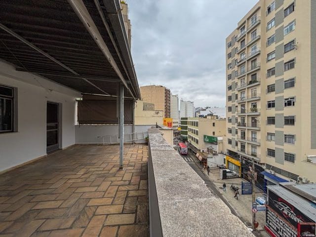 Apartamento 3 quartos e 2 banheiros, à venda, no bairro São Mateus em Juiz de Fora