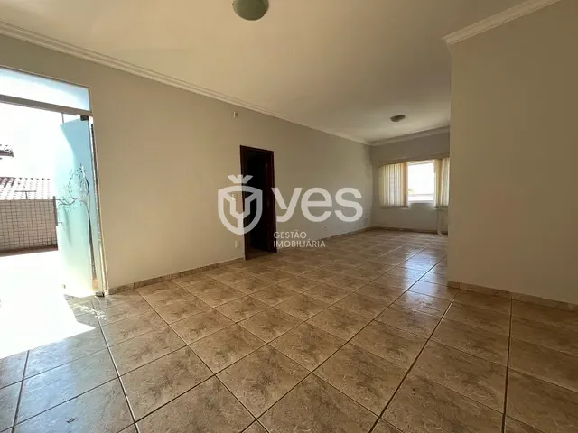 Apartamento 3 quartos e 1 banheiro, à venda, no bairro Centro em Araxá