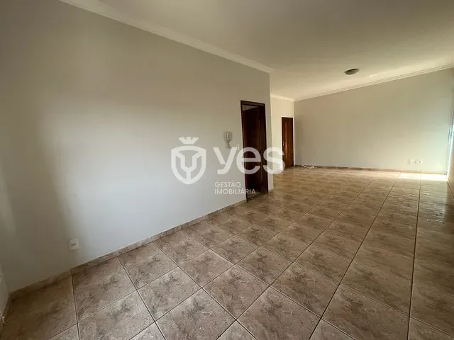 Apartamento 3 quartos e 1 banheiro, à venda, no bairro Centro em Araxá