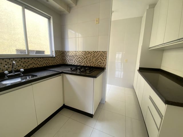 Apartamento 2 quartos e 1 banheiro, à venda, no bairro Santa Ângela em Poços de Caldas