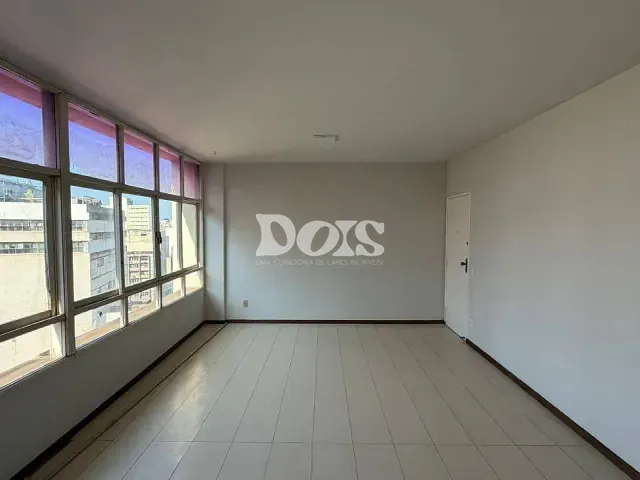 Apartamento 3 quartos e 3 banheiros, para alugar, no bairro Centro em Vitória