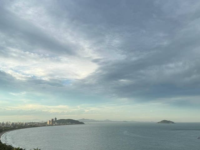 Apartamento 3 quartos e 3 banheiros, à venda, no bairro Armação em Penha