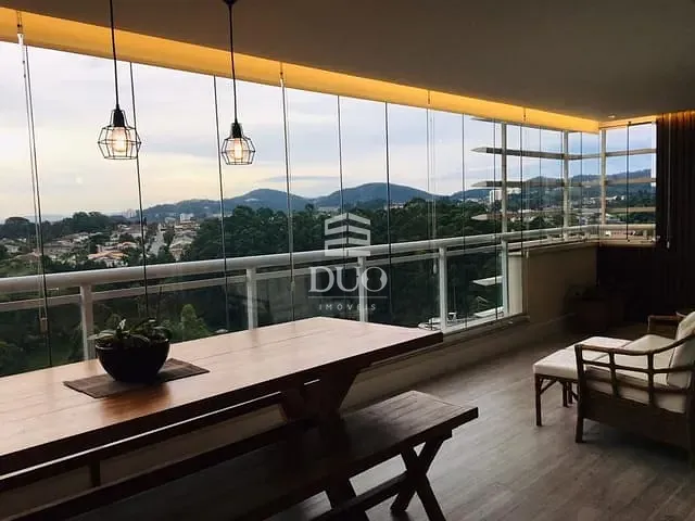 Apartamento com 196m², à venda, no bairro Empresarial 18 do Forte em Barueri