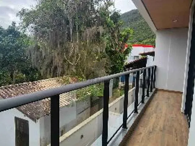 Apartamento 2 quartos e 3 banheiros, à venda, no bairro Santo Antônio de Lisboa em Florianópolis
