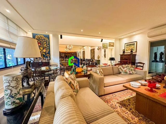 Apartamento com 150m² 3 quartos e 2 banheiros, à venda, no bairro Ipanema em Rio de Janeiro