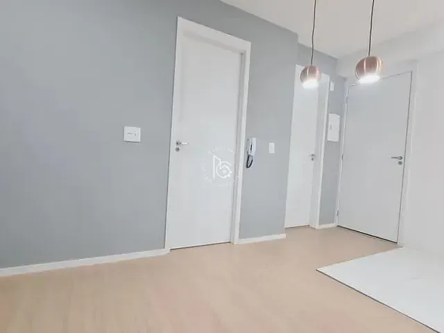 Apartamento com 37m² 2 quartos e 1 banheiro, para alugar, no bairro Vila das Bandeiras em Guarulhos