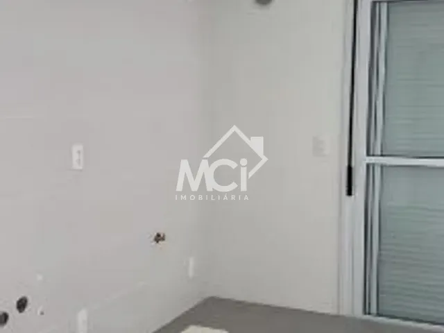 Apartamento 3 quartos e 2 banheiros, à venda, no bairro Centro em Pelotas